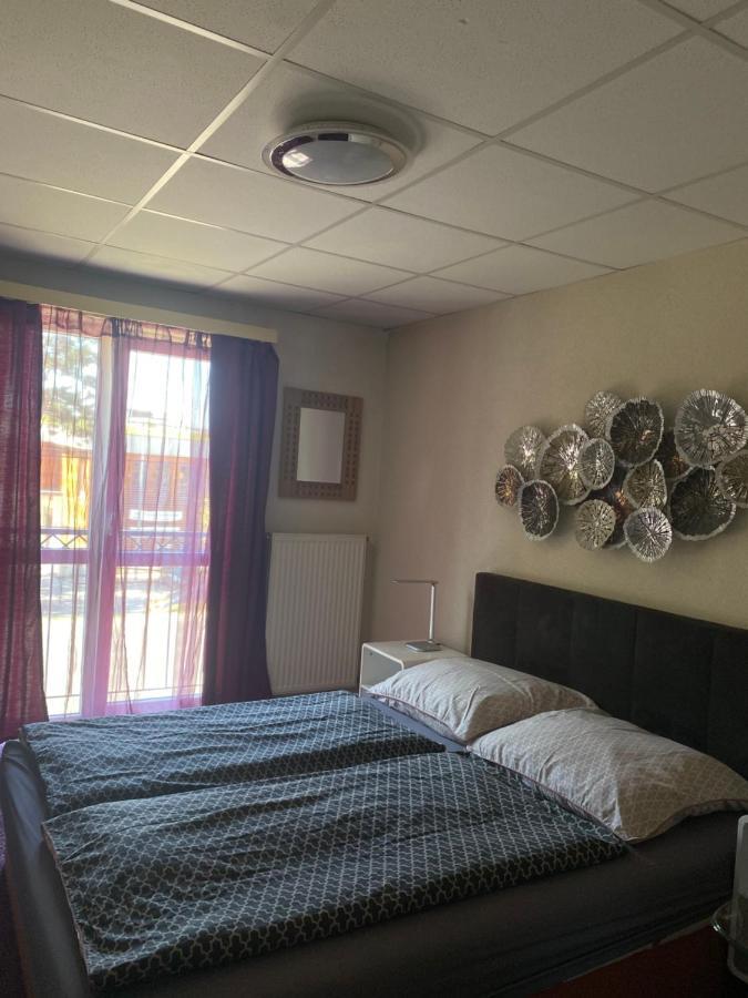 Bed and Breakfast Panzio Tata Esterno foto